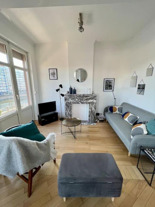 Bellevue - Grand Appartement Pour 5 Sur Les Quais De La Meuse Liège Extérieur photo